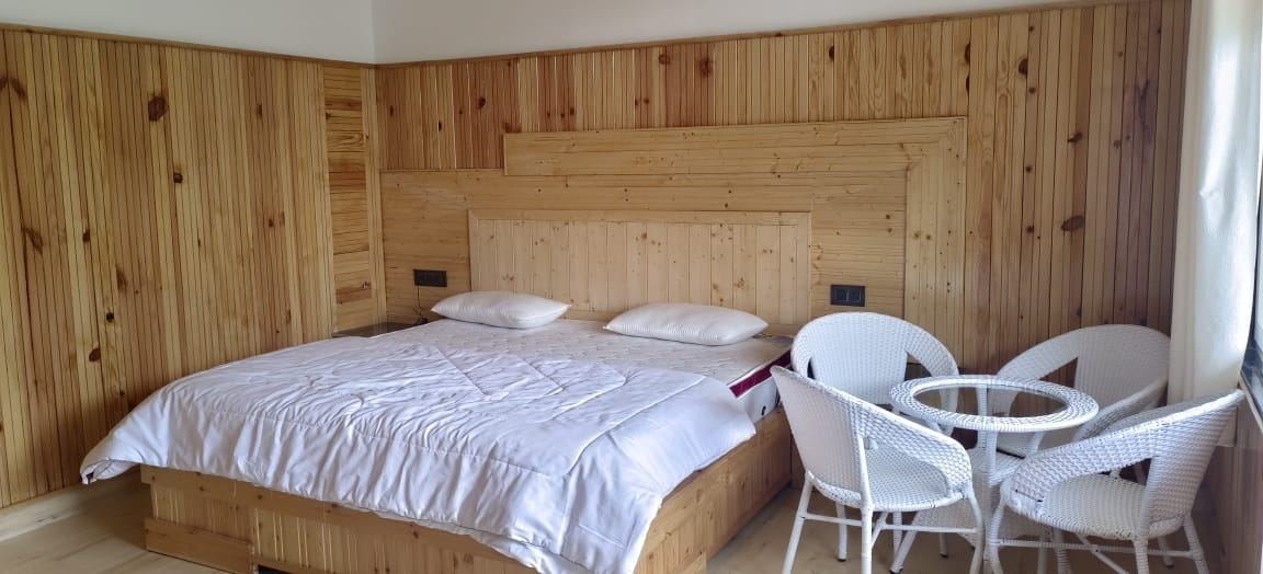 Super Deluxe Room